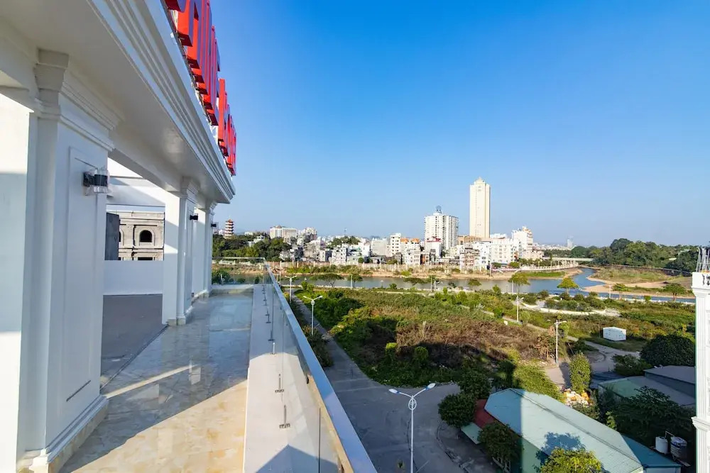 Sunshine Apartment Hotel
