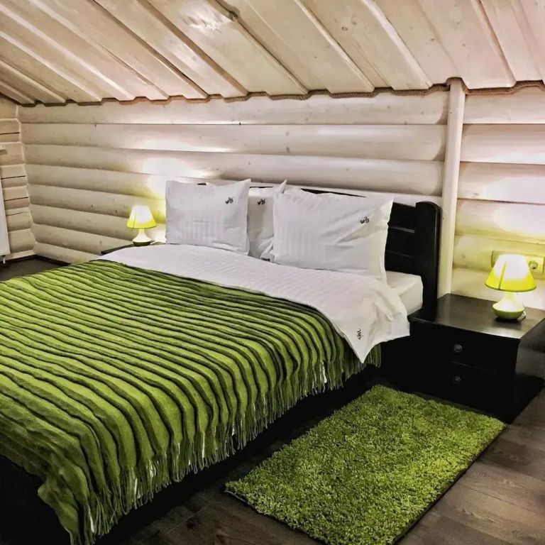 Whiteberry hotel