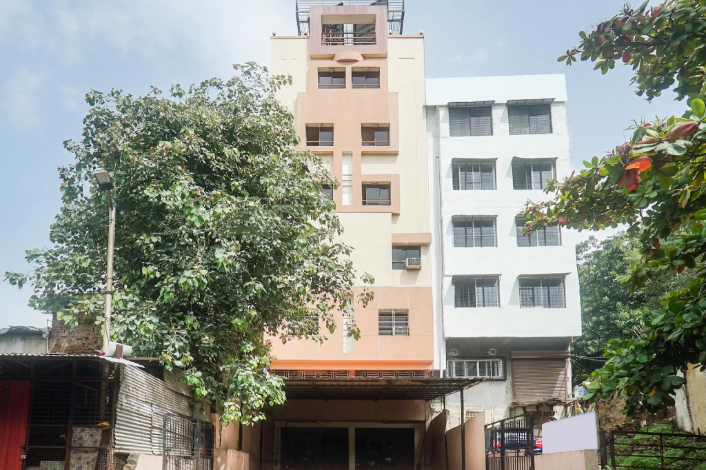 Super Hotel O River View Near Shaniwar Wada