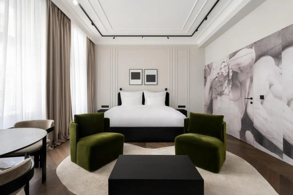The Best Hotel in Brussels (TEST HOTEL)