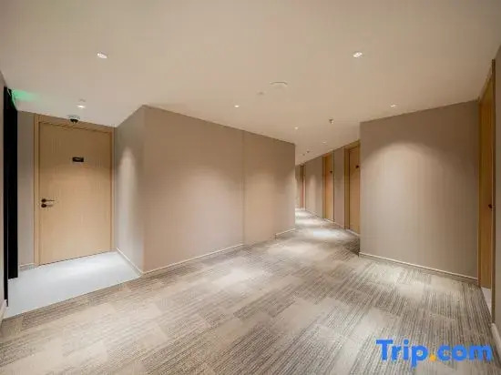 H.Z.M Hotel (Shanghai Jiuyuan Manufacturing Bureau Road Store)