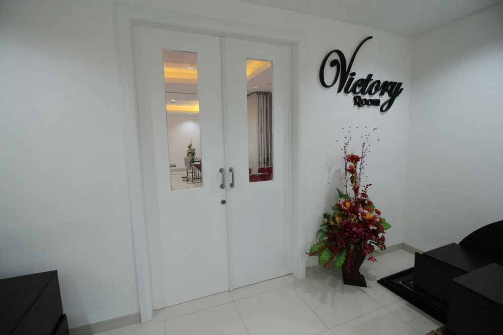 The Win Hotel Surabaya