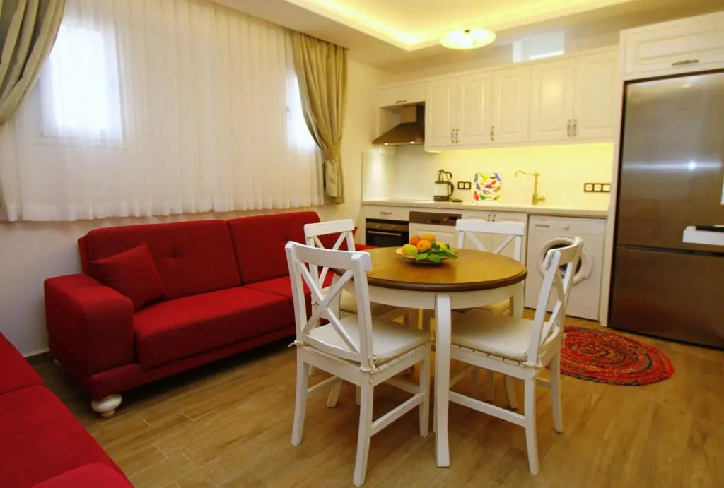 Çeşme Kale Taş Apart