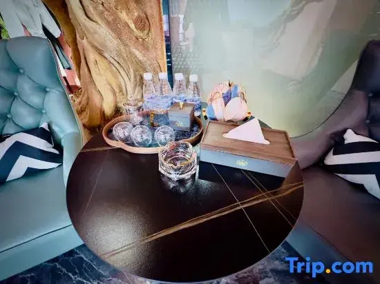 Ruili Shui Xiang Lidu Smart Hotel