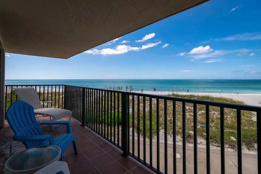 Waters Edge 110N Condo