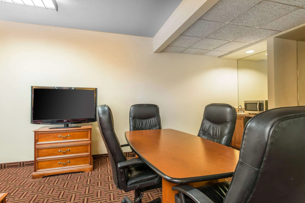 Quality Inn Colorado Springs South
