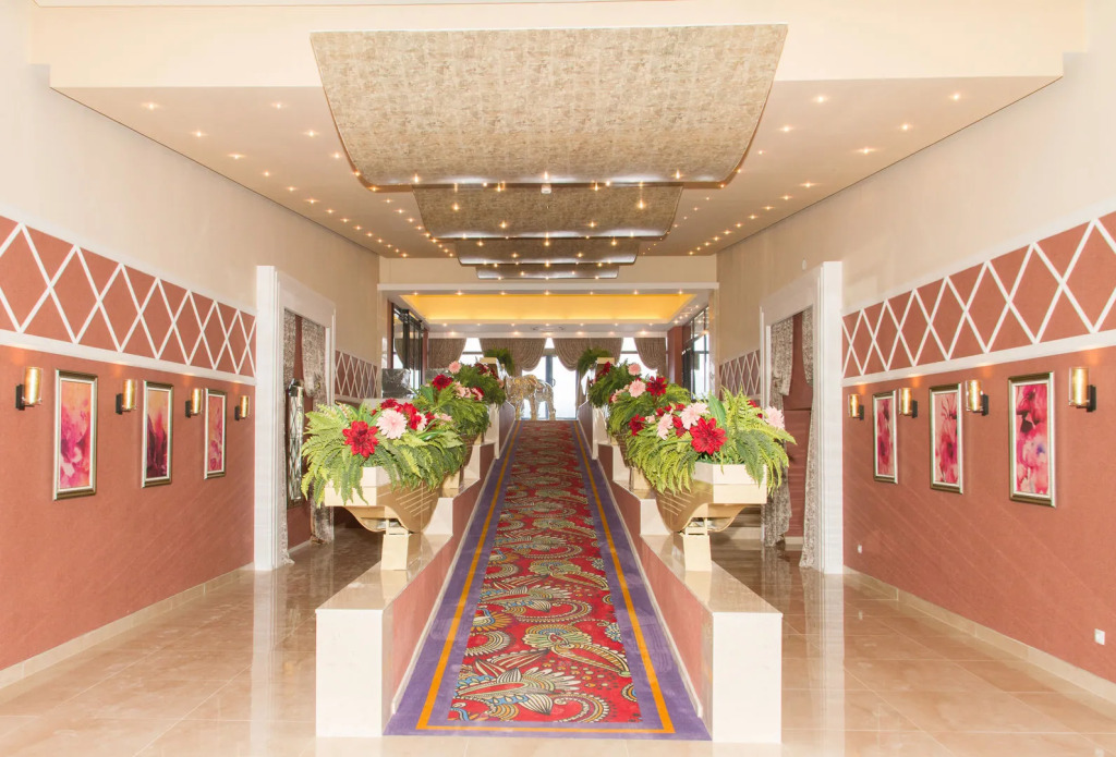 Europe Hotel & Casino All Inclusive