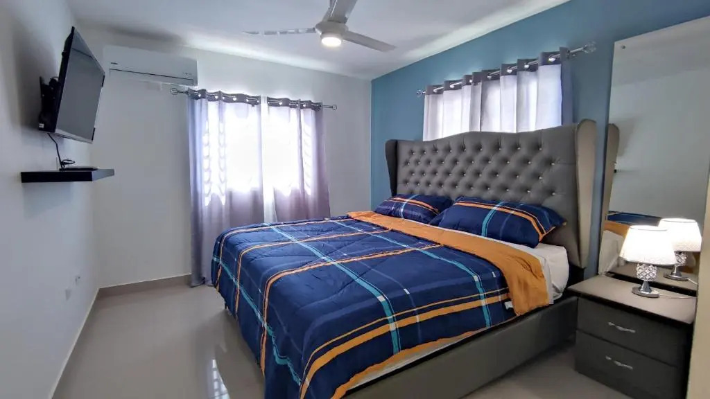 Gated Community with 24/7 Security Pool Fast Wifi