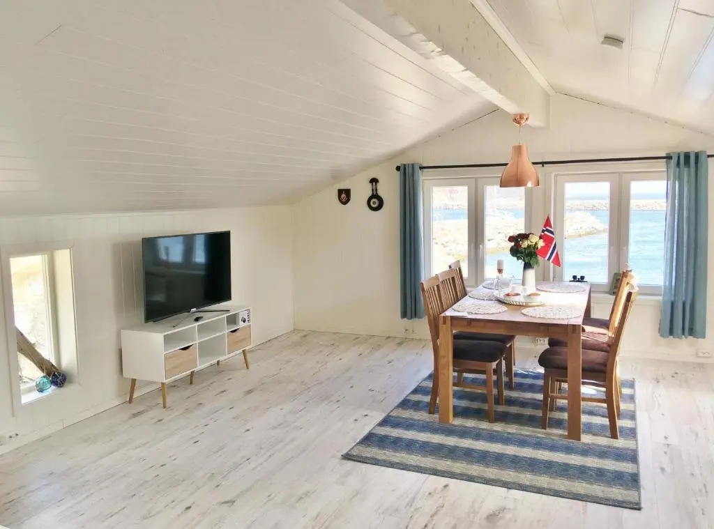 Cape Marina Penthouse