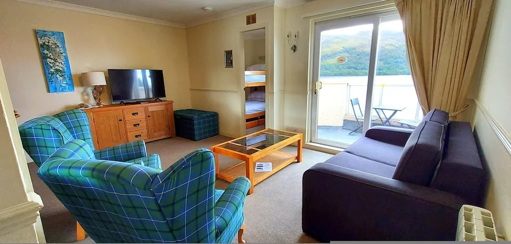 Lochside Lodge 07 Loch Rannoch Highland Club
