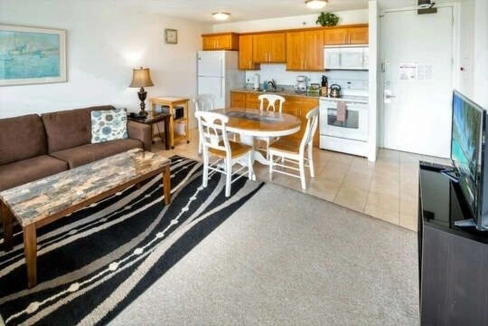 Tower 2 Suite 3309 - Qp 1 Bedroom Condo