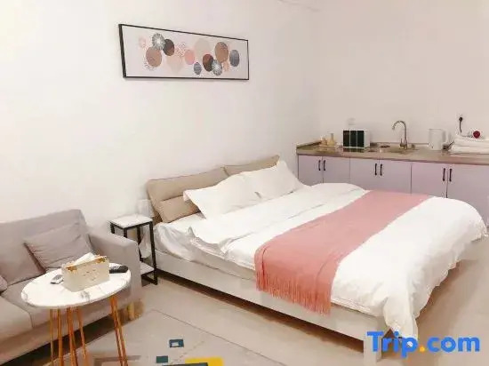 Lazy Cat Boutique Homestay (Henan Provincial People's Hospital)