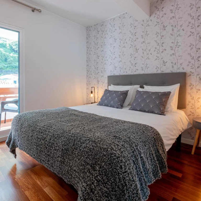 Pereira Place - The Dream
