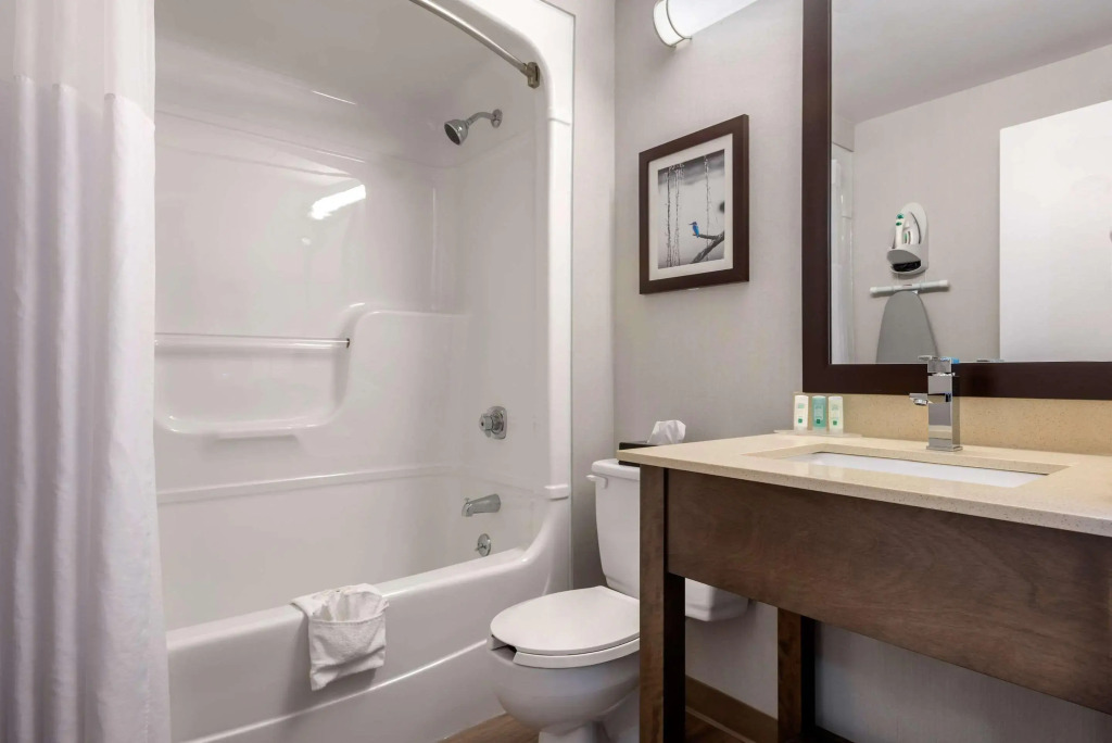 Quality Suites