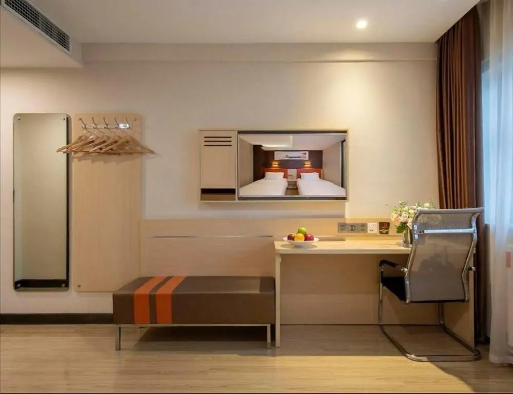 7Days Premium Ji'na Yaoqiang International Airport Branch