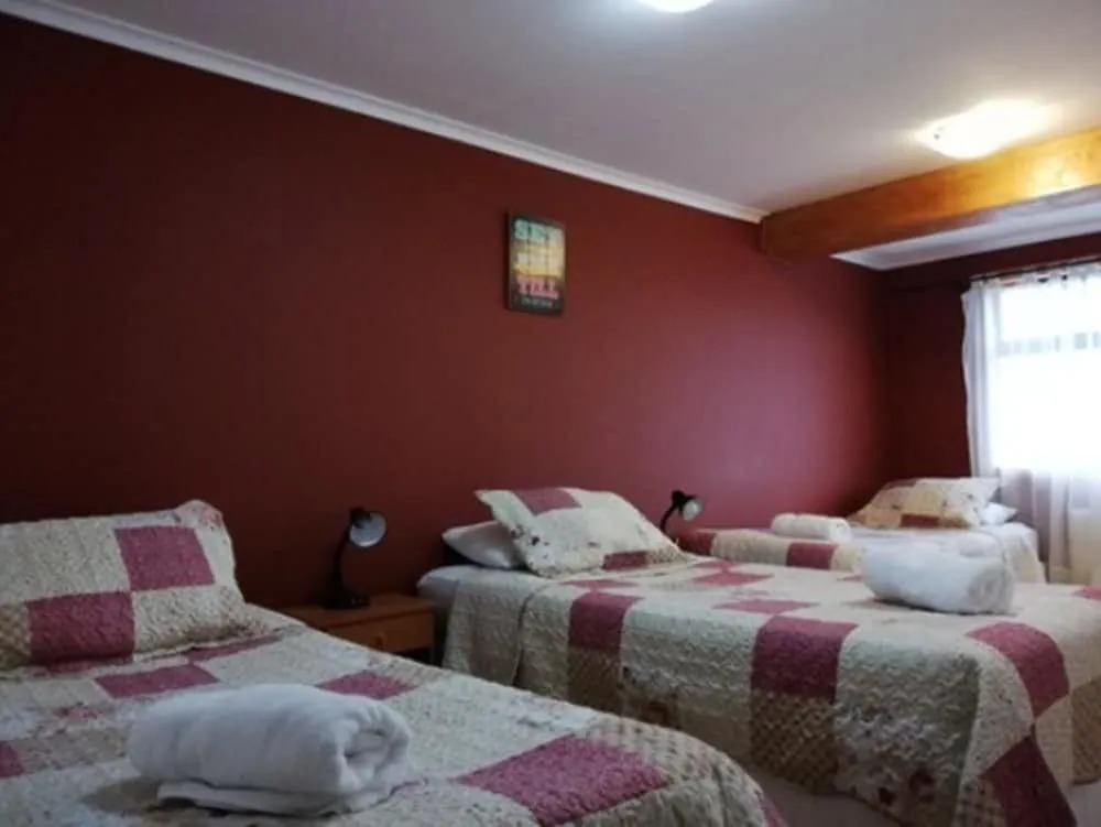 Hostal La Base