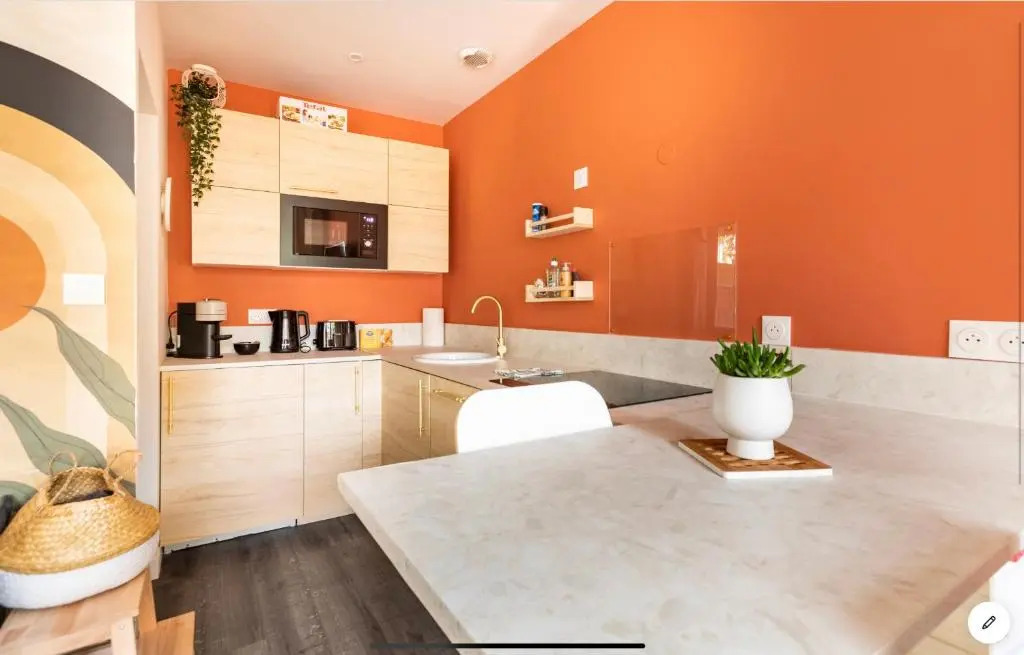 Le 102, Maison avec Terrasse et parking Gare de ROUEN