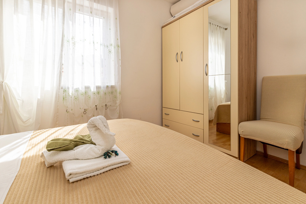 Alenka apartments near the beach
