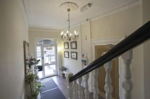 Mowbray Apartments