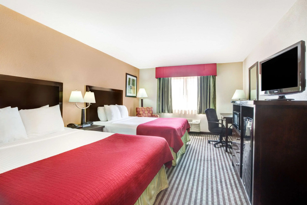 Baymont by Wyndham Dallas/ Love Field