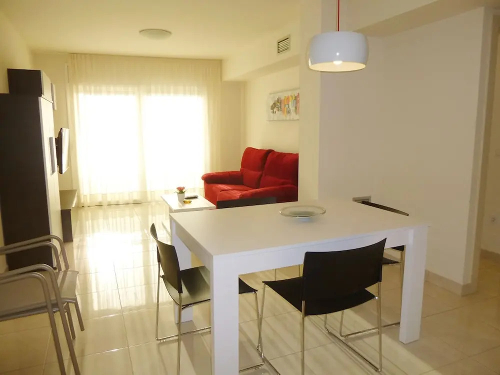 Peaceful Apartment in Roses near de la Punta Beach