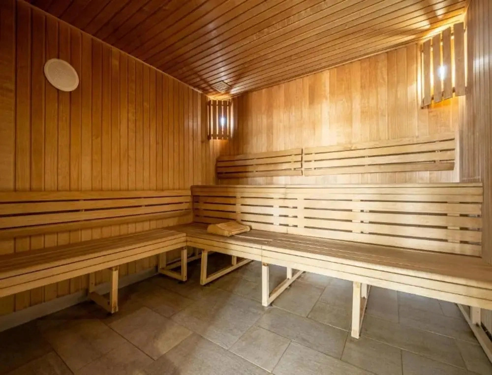 Alps Flat With Heated Pool