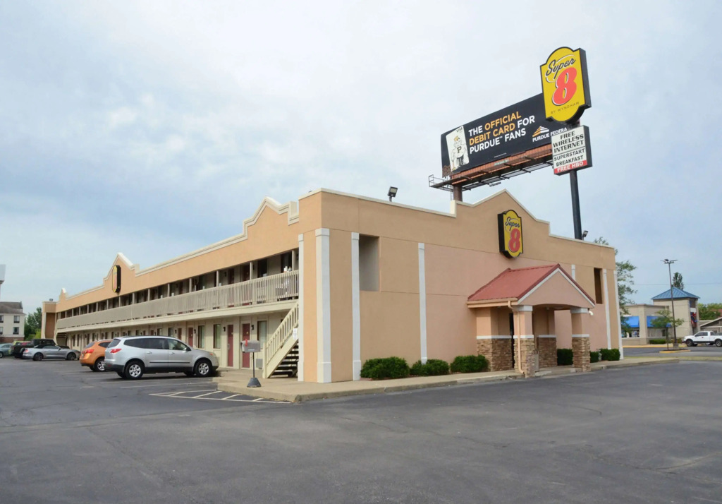 Super 8 by Wyndham Lafayette