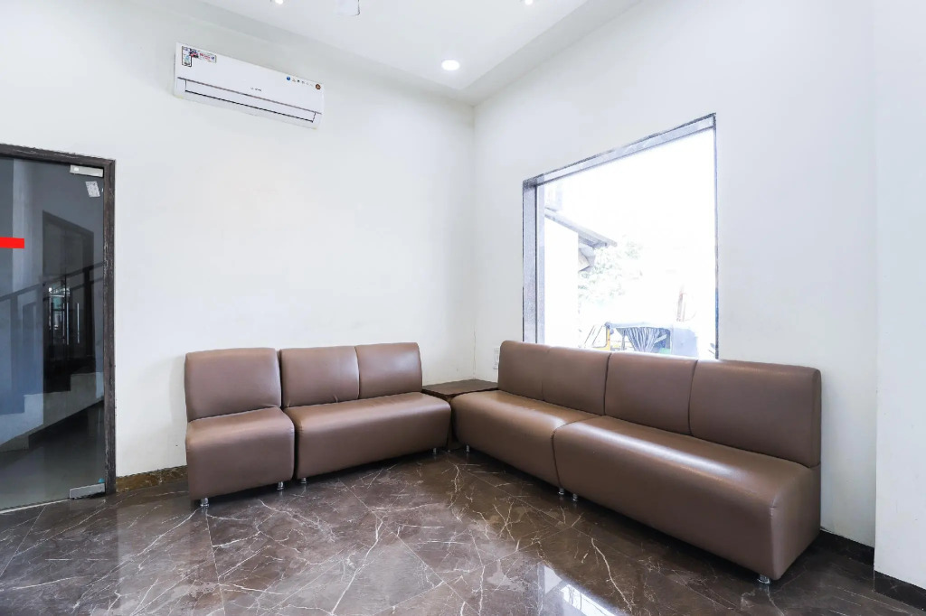 OYO 62746 Hotel Siddharth