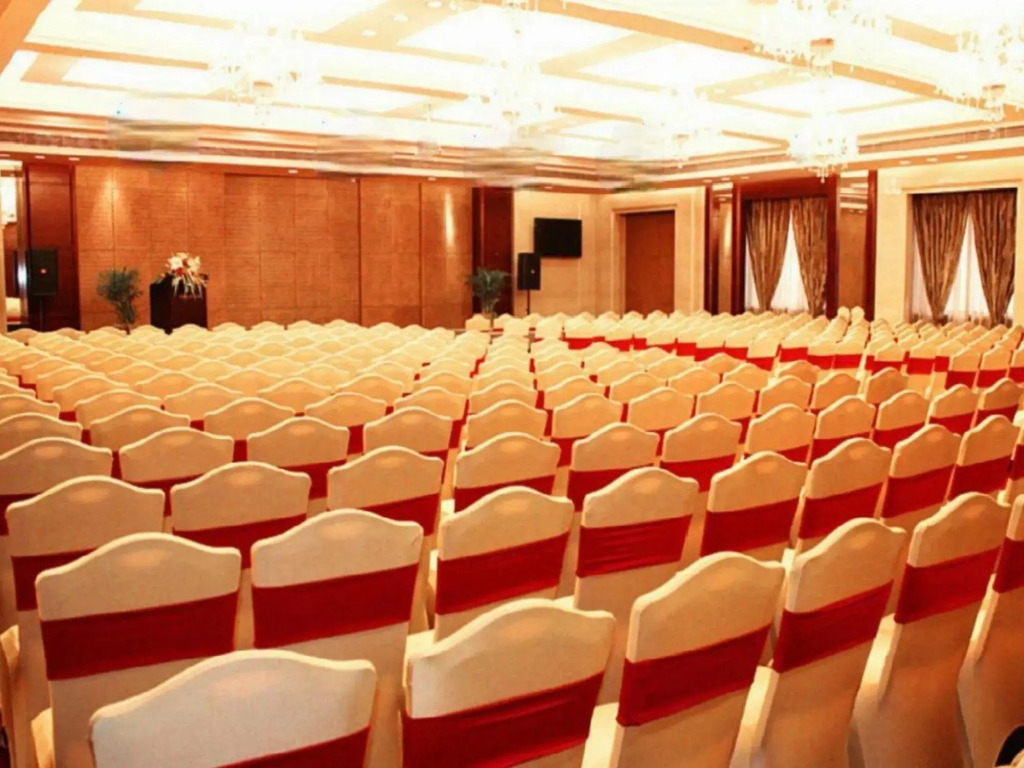Jinlong Yufeng Hotel
