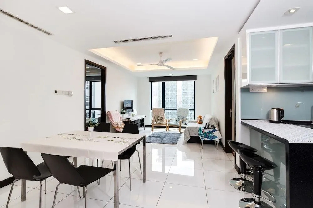 Modern 2Br Suite In Bukit Bintang