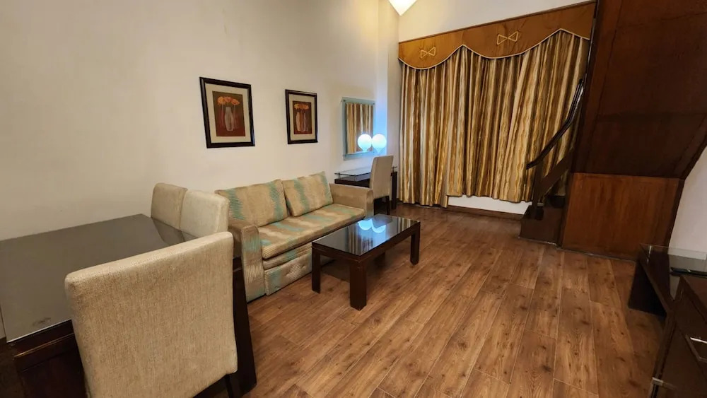 Hotel Royal Ark - Kasauli