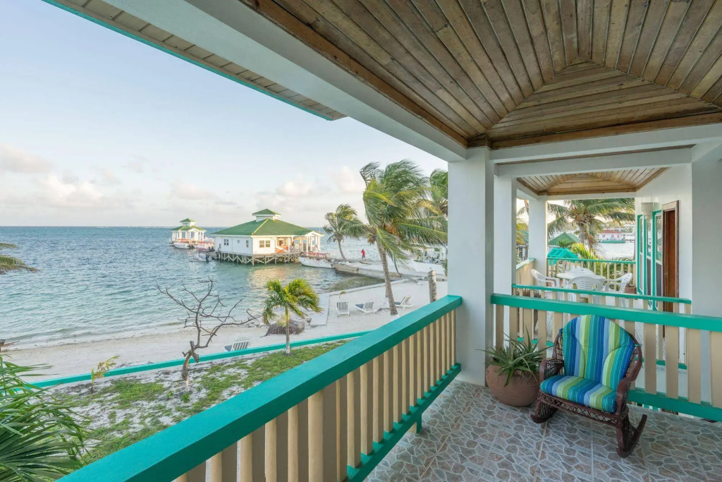 Banyan Bay Suites