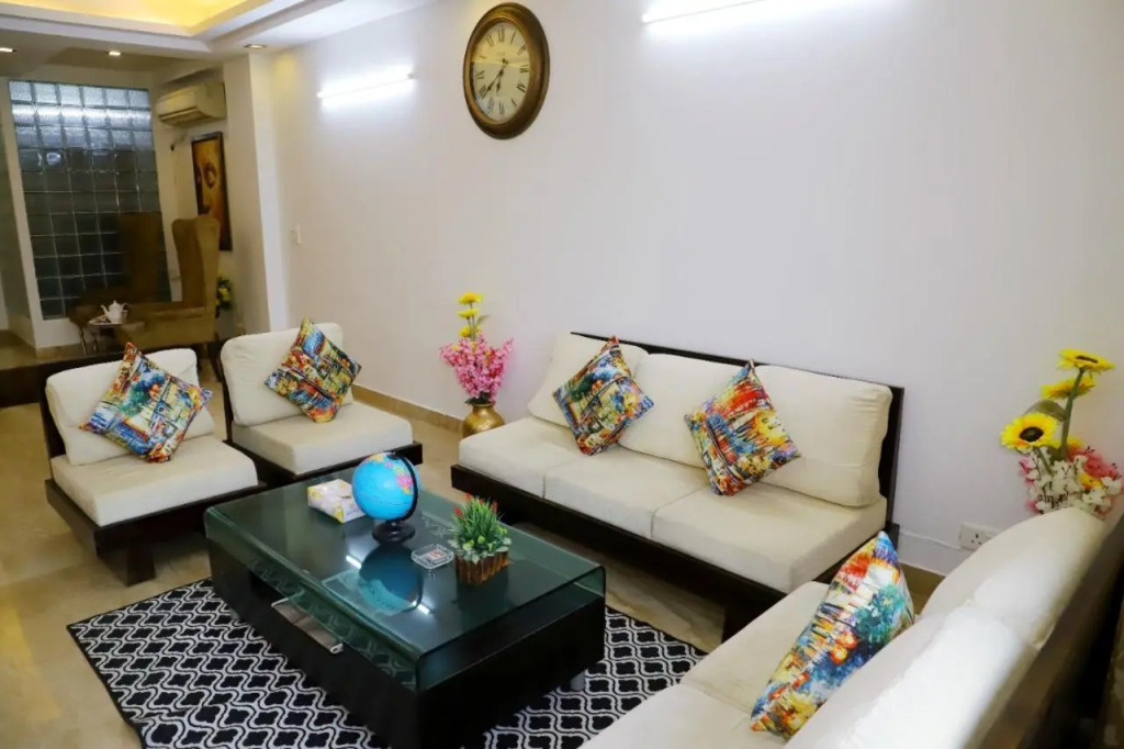3bhk Fortune Homej-215 Saket Near Max Hospital,Dlf