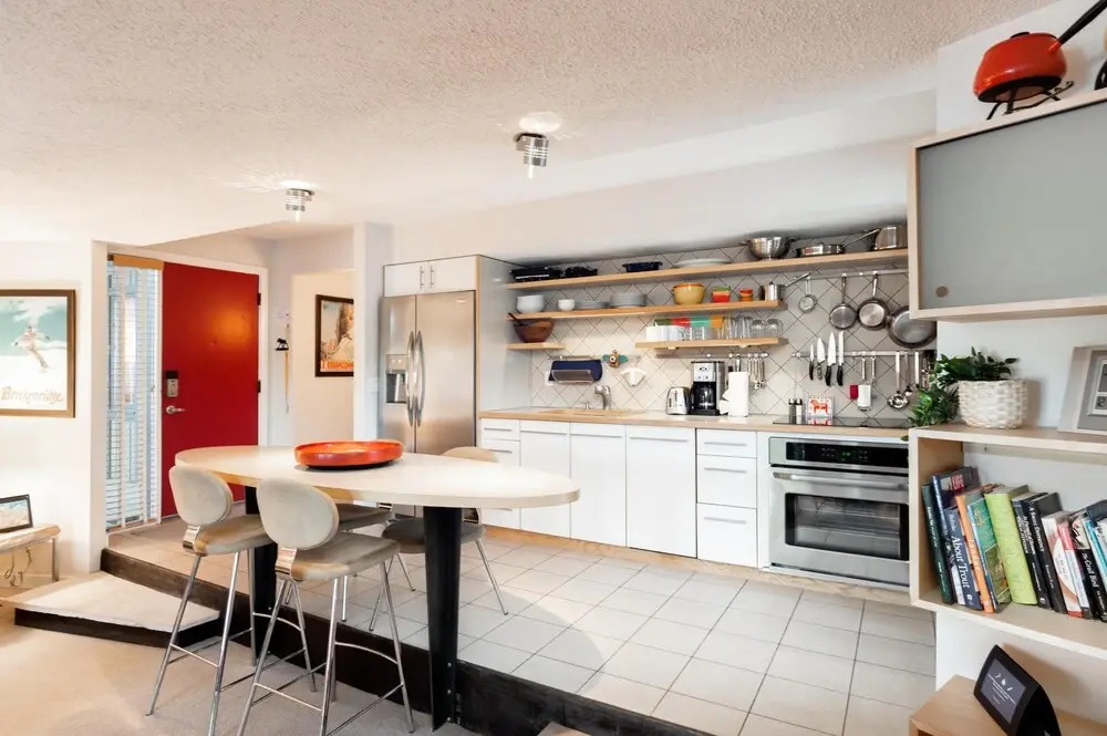 Scandi Chic Condo near Main Street