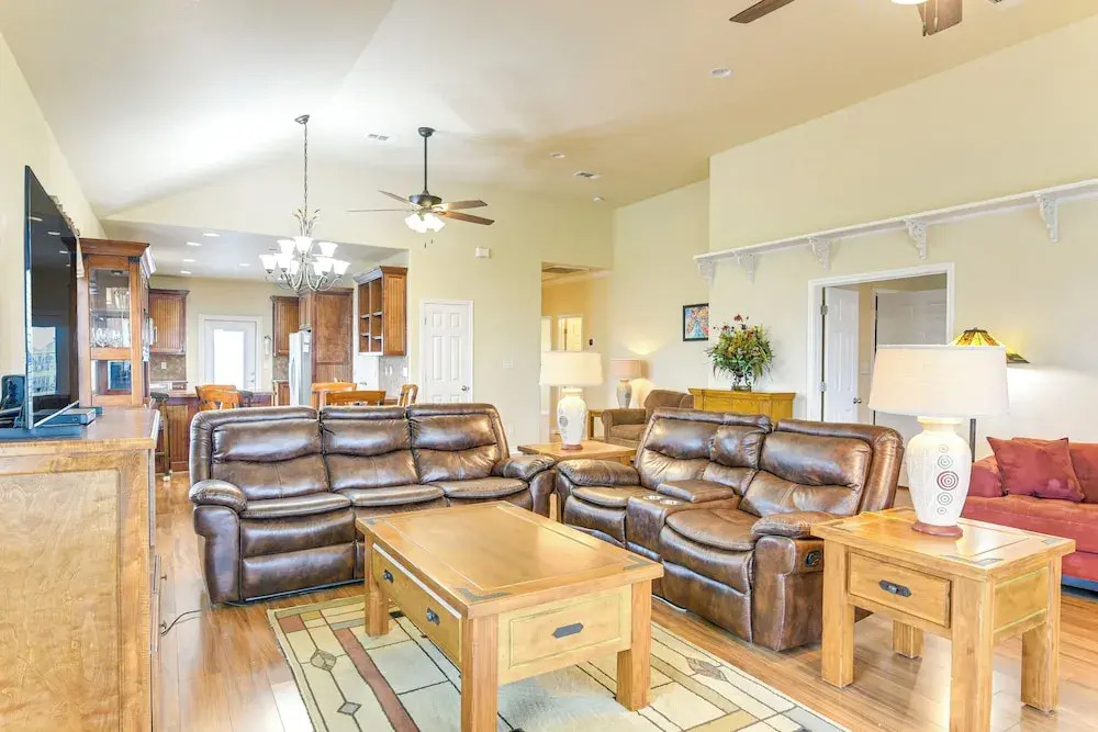 Walk to Beach! Bayfront Coastal Gem in Gilchrist