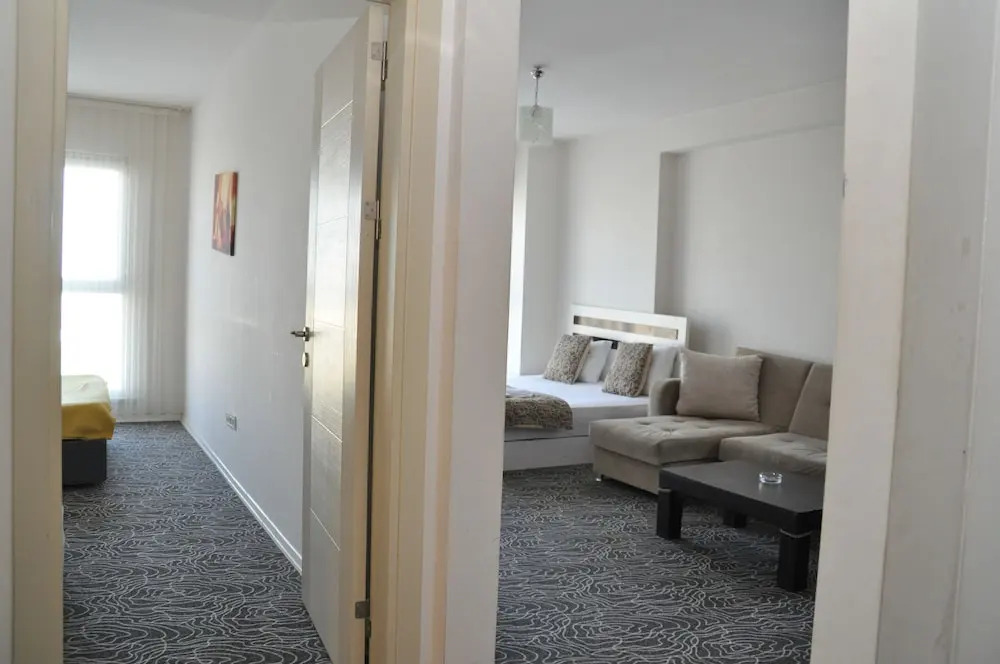 Ser Suite Hotel