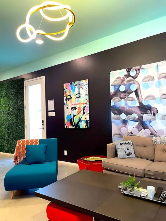 Ultimate 10br Group Getaway6min to Rainey Street