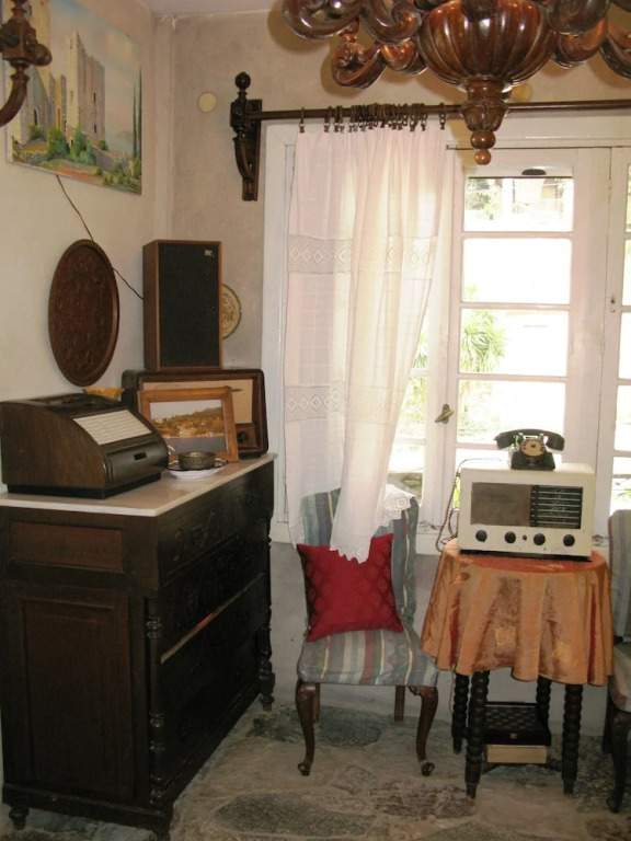 Antique Seaside Stone House - Boat Trips