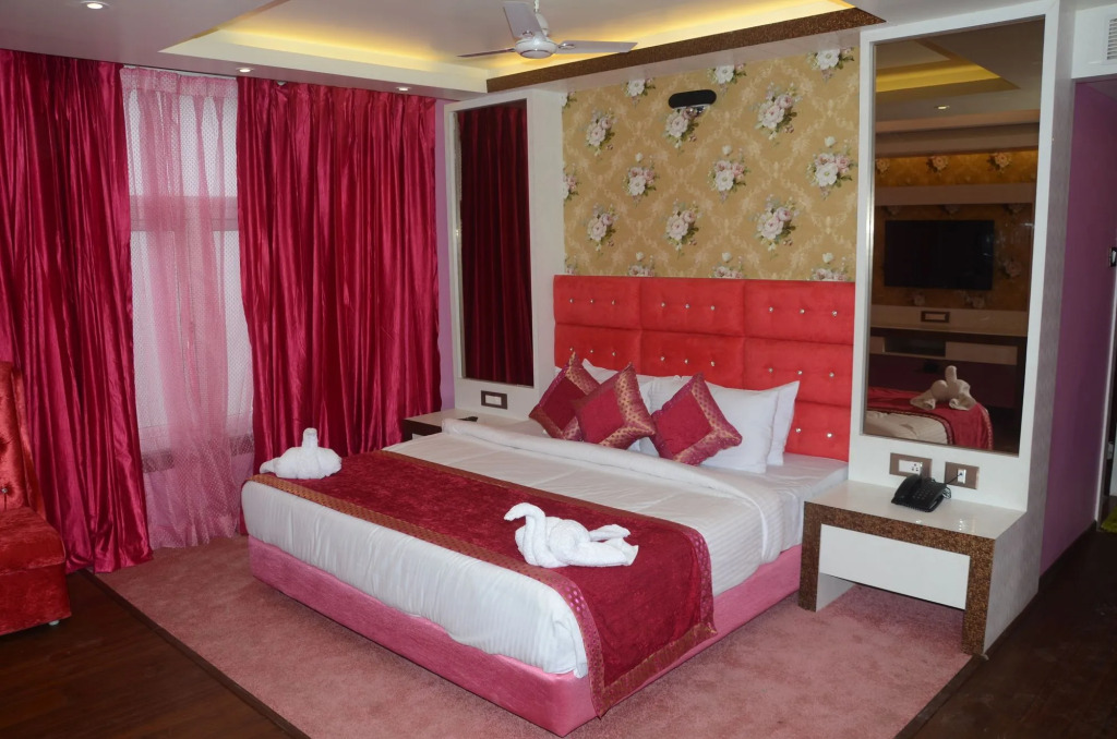 The Grand Empire A Boutique Hotel