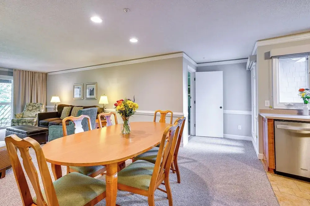 Williamsburg Condo Rental: 3 Mi to Busch Gardens!