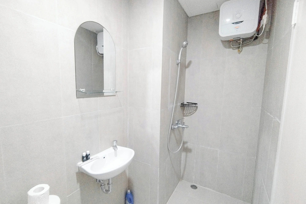 Japanese Style Studio At Kyo Society Apartment