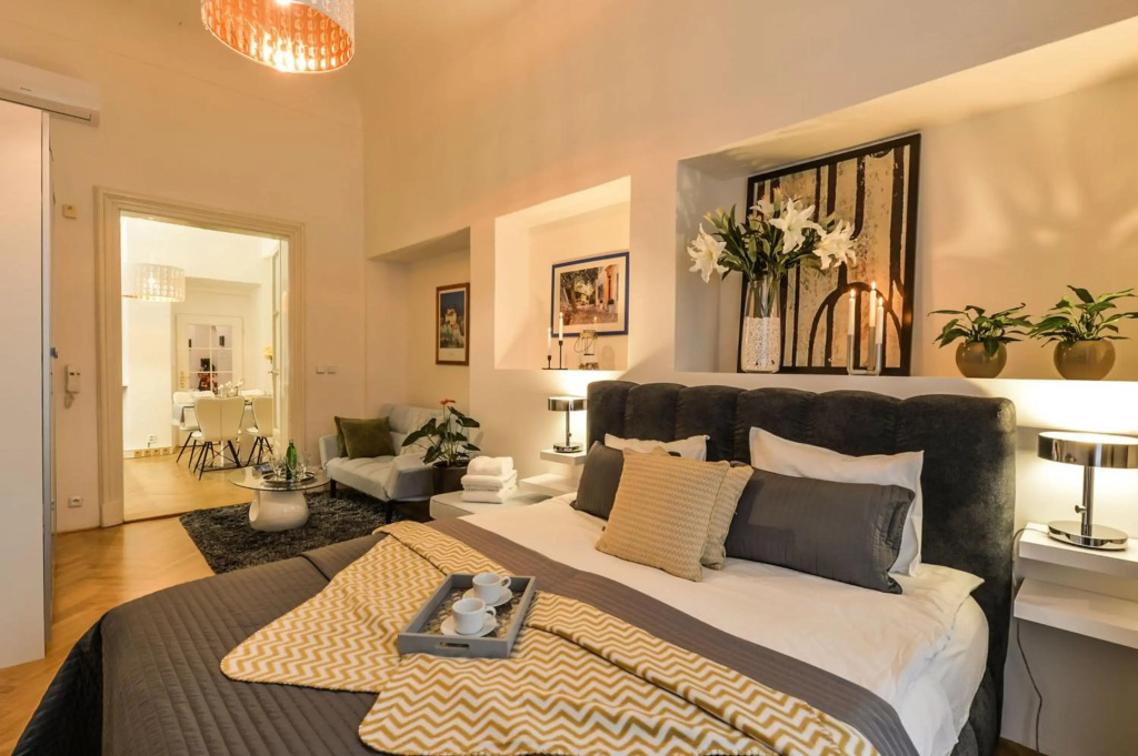 Royal Route Residence