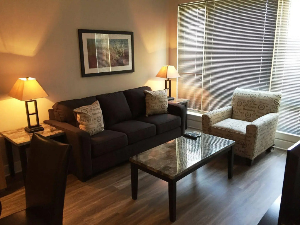 Bluebird Suites at Dupont Circle