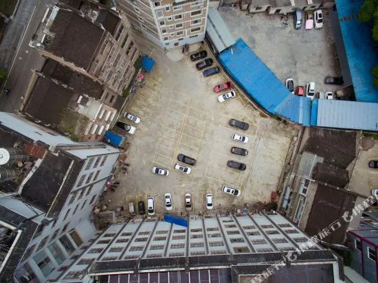 New Dynasty Hotel