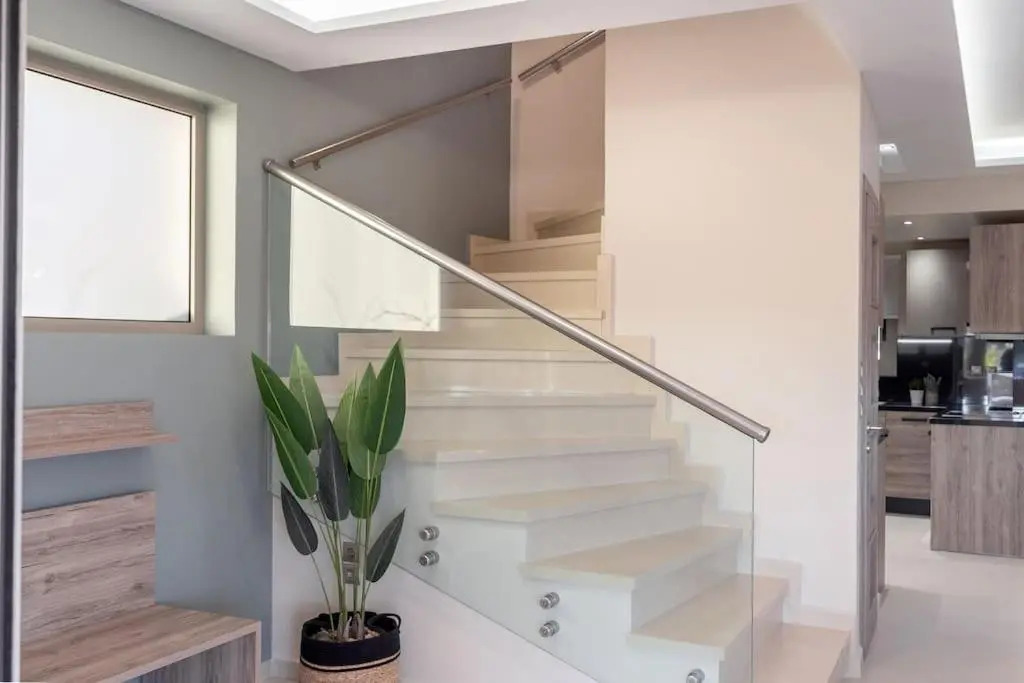 ''Aeolos'' Luxury Villa