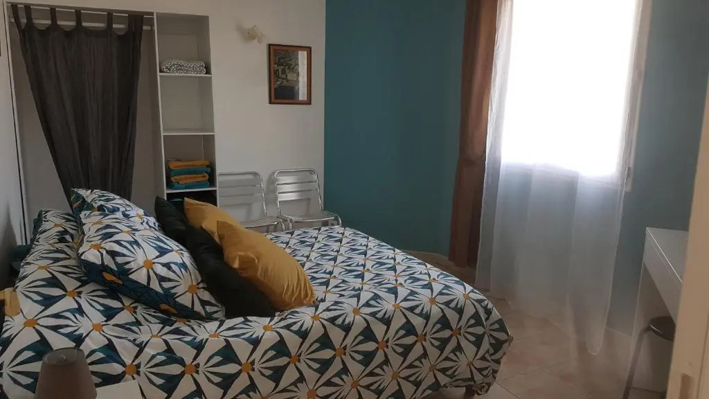 Chambre Privee Des 2 Clochers (Adults Only)