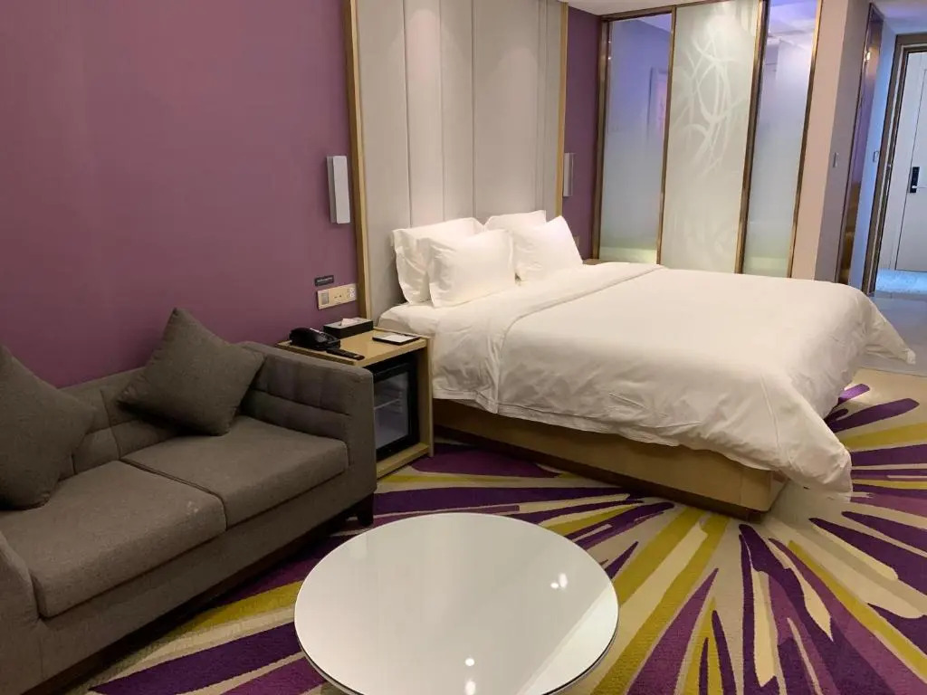 Lavande Hotel·Nanchang West Railway Station Square