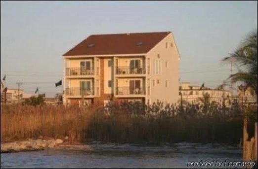 Seacrets Hotel