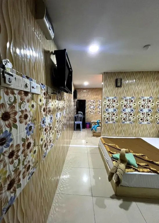 Sungai Besi Hotel