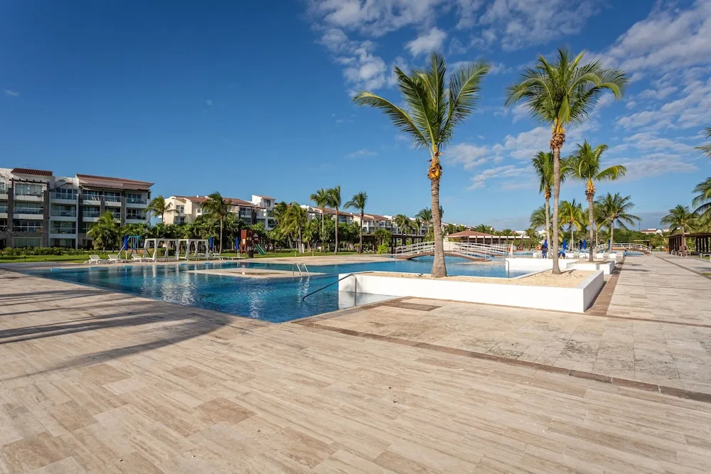 Casa Marbella Ocean View Penthouse 3 Bedroom Apts by RedAwning
